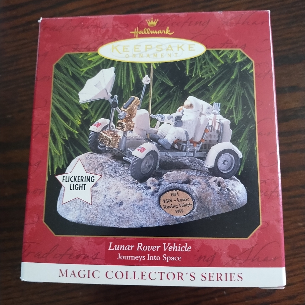 1999‎ Hallmark Keepsake 1971 Lunar Rover Vehicle Ornament Lights Up